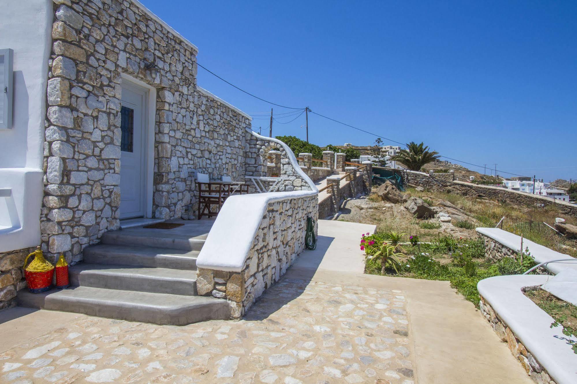 Lavish Suites Agios Ioannis Diakoftis Exteriör bild